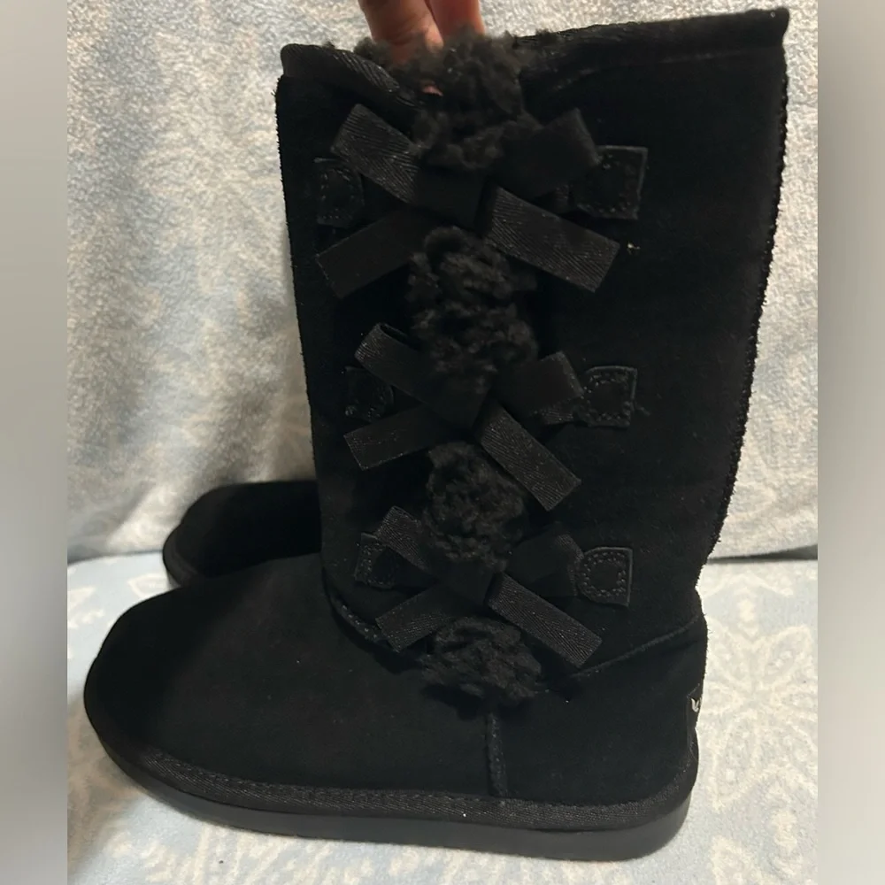 Koolaborra by UGG Victoria tall Winter boots Girls size 2 NEW